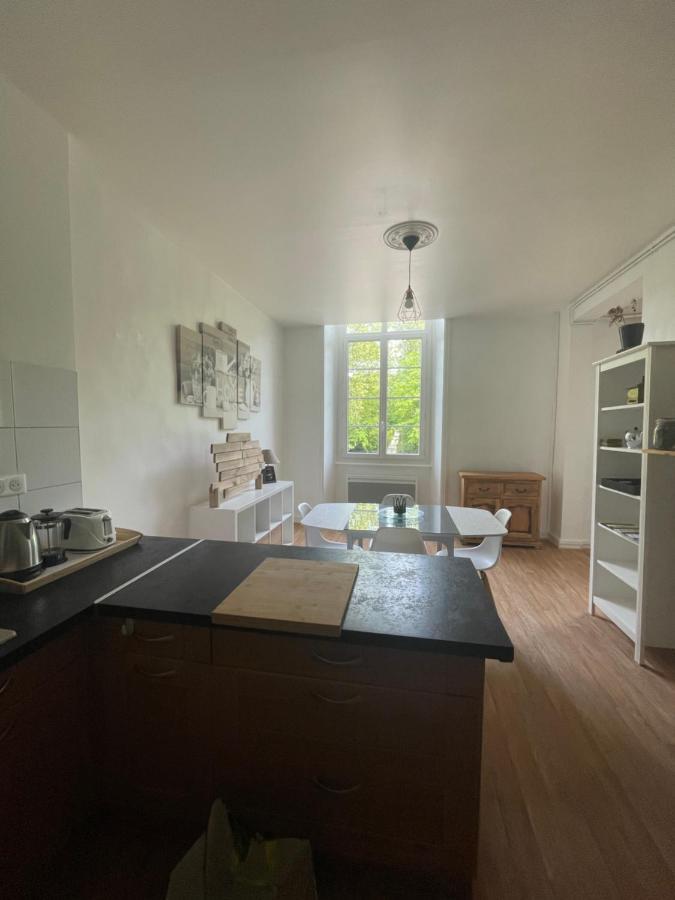 Le Chateau Emile Loubet - Appartement Entier La Bégude-de-Mazenc Exterior foto
